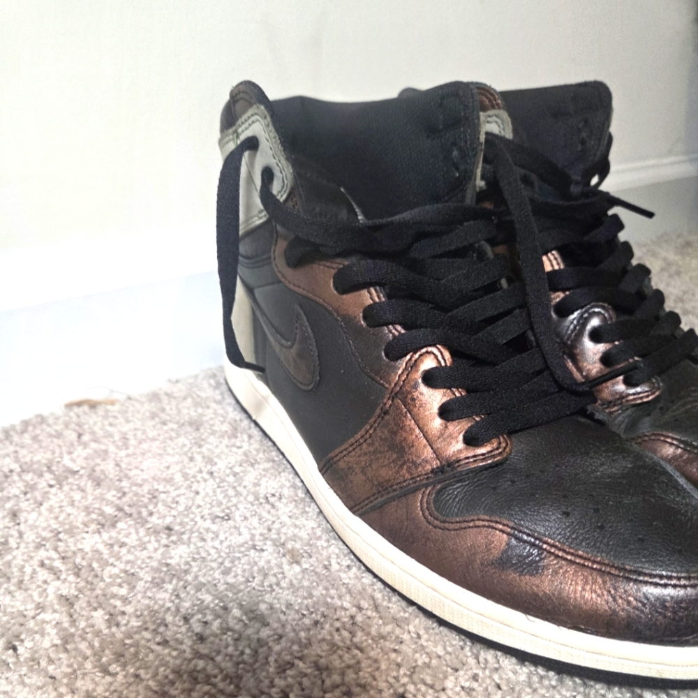 Jordan 1 Retro Hi Patina